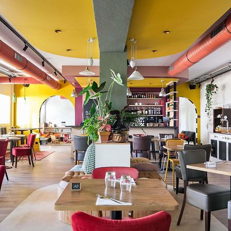 Greet Hotel Massieux Lyon Nord エクステリア 写真
