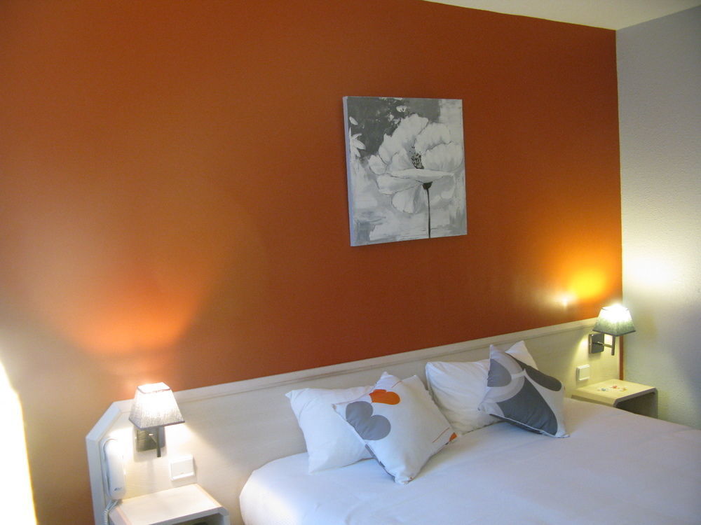 Greet Hotel Massieux Lyon Nord エクステリア 写真